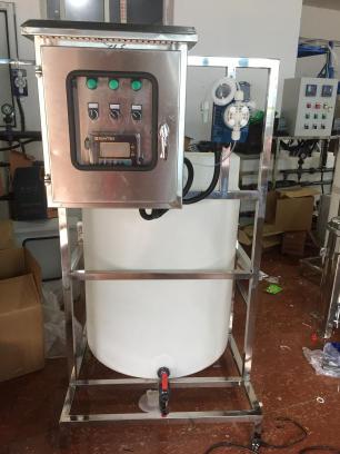 單桶單泵加藥設備