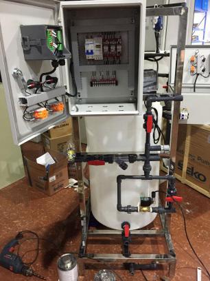 單桶循環水加藥裝置